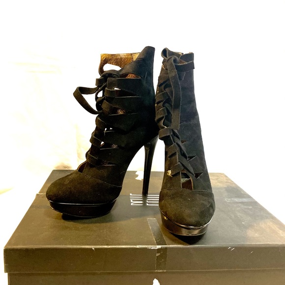 Pelle Moda High Heel Boots. Limited design - Picture 4 of 9